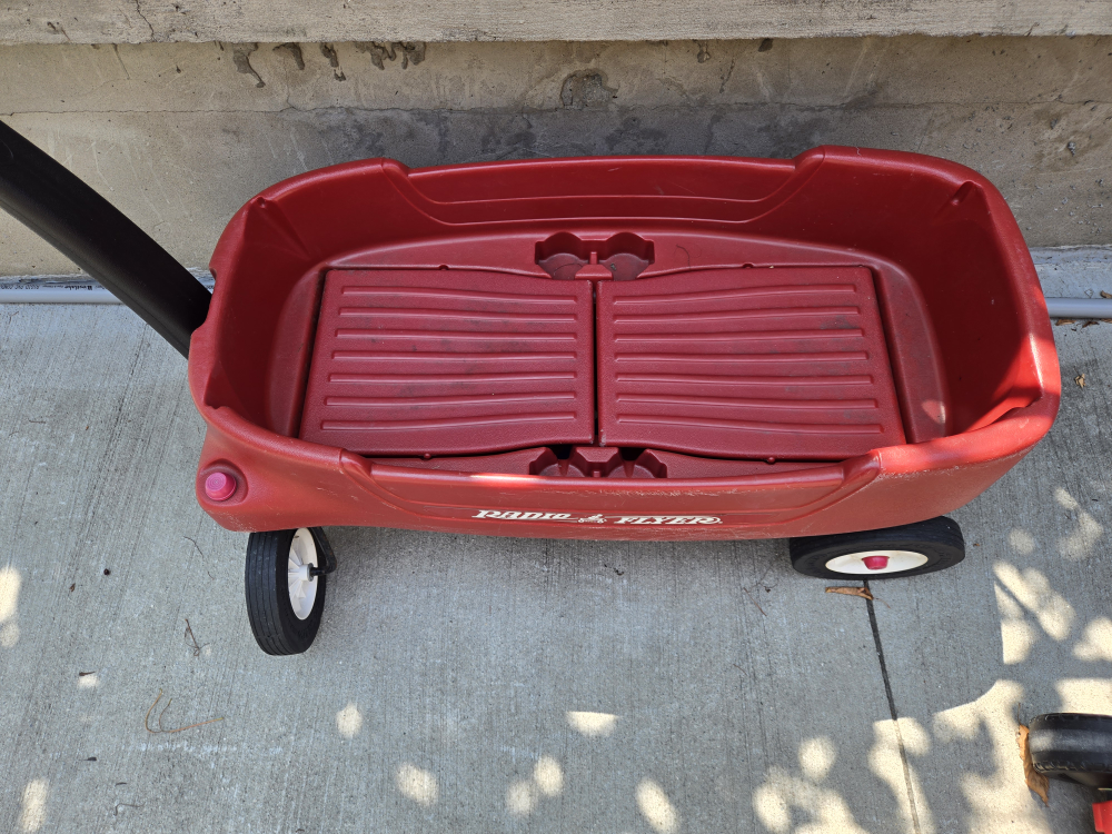 Radio Flyer Red Wagon with Seats