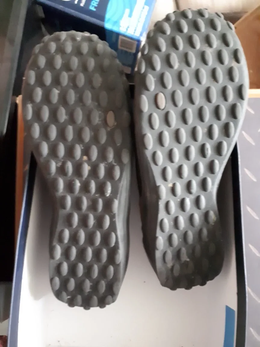 Brown Leather Walking Shoes image indicator(3)