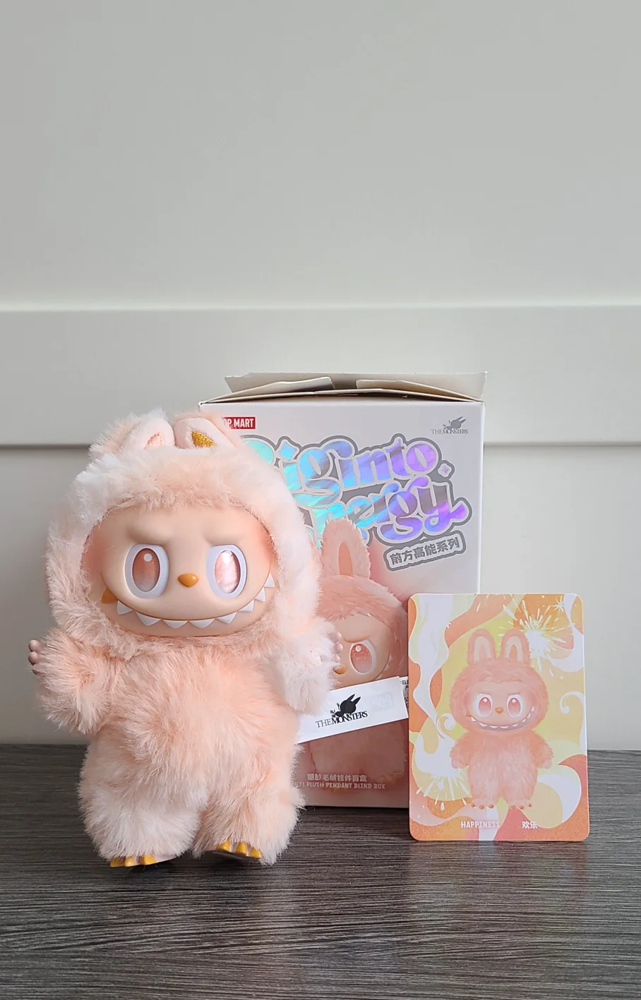 BIE " Big Into Energy "  Labubu - Happiness Pop Mart thumbnail