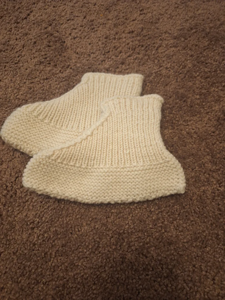 Hand-knitted Cream Wool Slippers, Size Unknown image indicator(2)