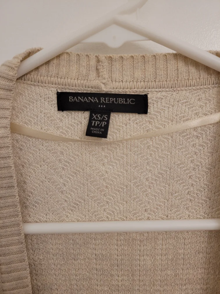 Banana Republic XS/S Sleeveless Cardigan image indicator(2)