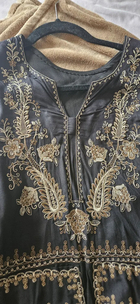 Light Green Embroidered Shalwar Kameez image indicator(9)