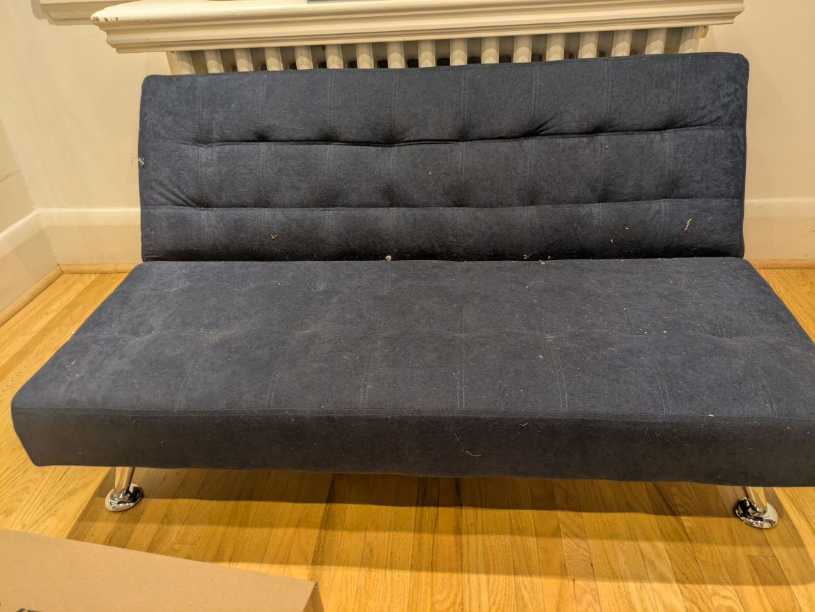 Small fabric sofa-Free!!! - photo 2