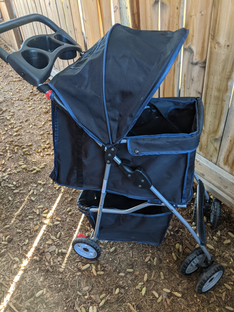Pet Stroller - small animal. Pick up in Braeside SW - photo 2