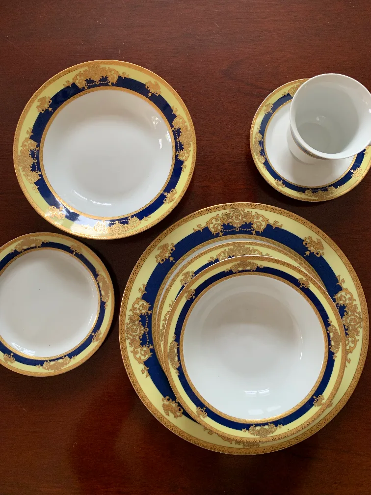 Pegasus Fine Porcelain Dinnerware Set thumbnail