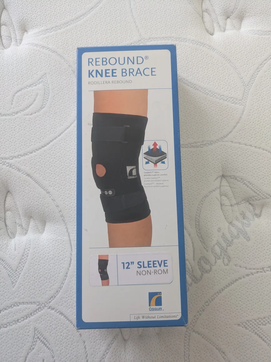 Össur Rebound Knee Brace, 12" Sleeve thumbnail