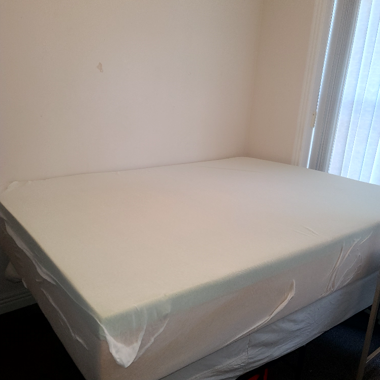 Queen Mattress with Metal Frame 12 Inch Memory Foam Mattress - photo 5