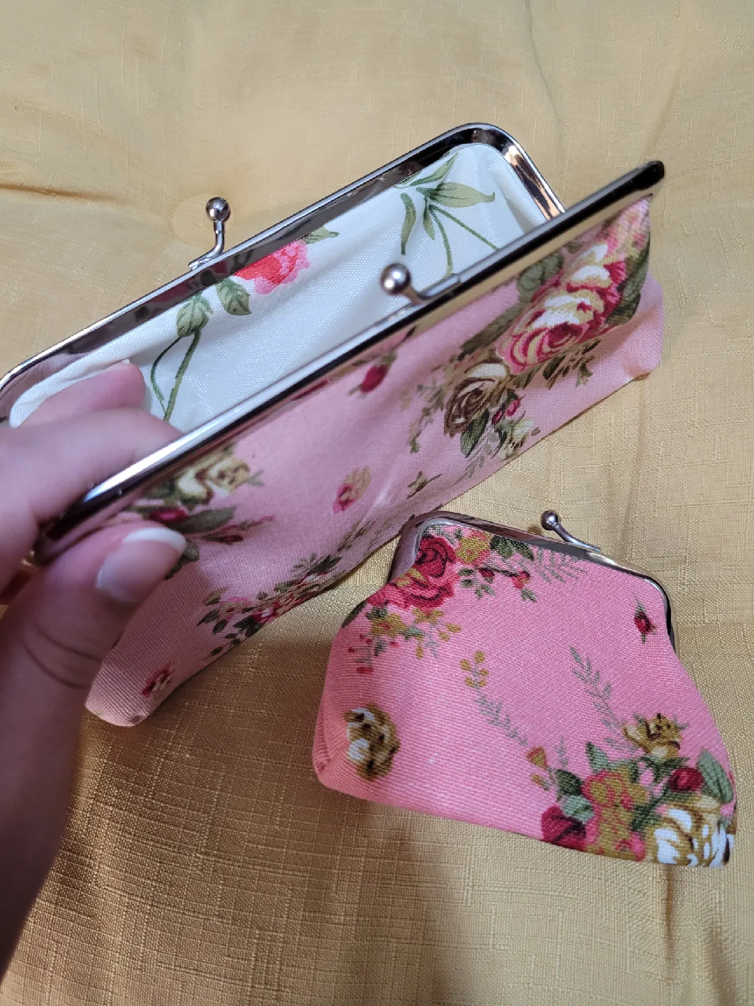 Floral Coin Purses - Set of 2 image indicator(2)