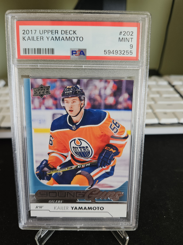 2017 Upper Deck Kailer Yamamoto Hockey Card - Mint Condition