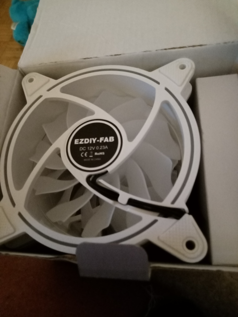 EZDIY-FAB White PC Case Fan, New in Box