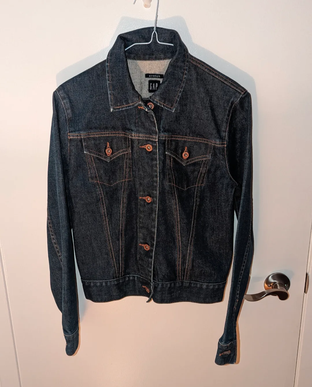 Brand New GAP Stretch Denim Jacket - Size Women's Medium thumbnail