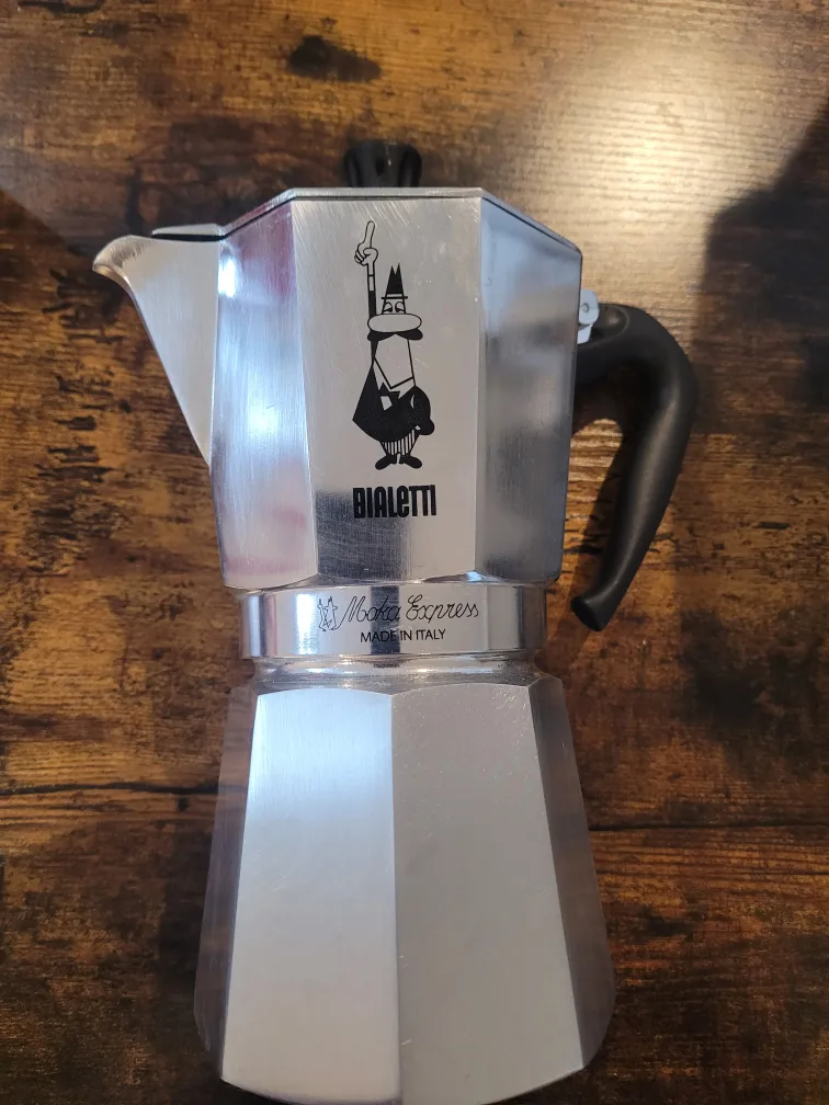 Bialetti Moka Express Stovetop Espresso Maker thumbnail
