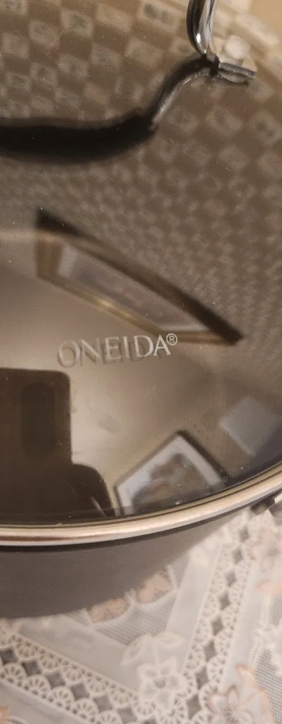Oneida Stock Pot with Lid image indicator(5)