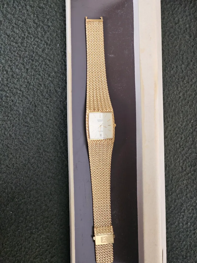 Citizen Noblia Quartz Gold Watch image indicator(4)