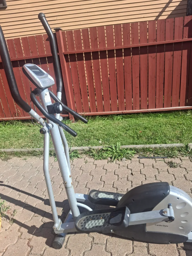 Cardio Style Elliptical Machine image indicator(3)