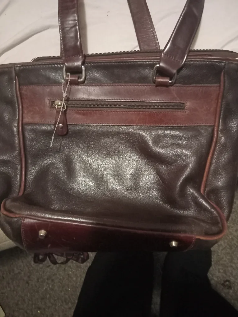 Roots Brown Leather Tote Bag image indicator(2)