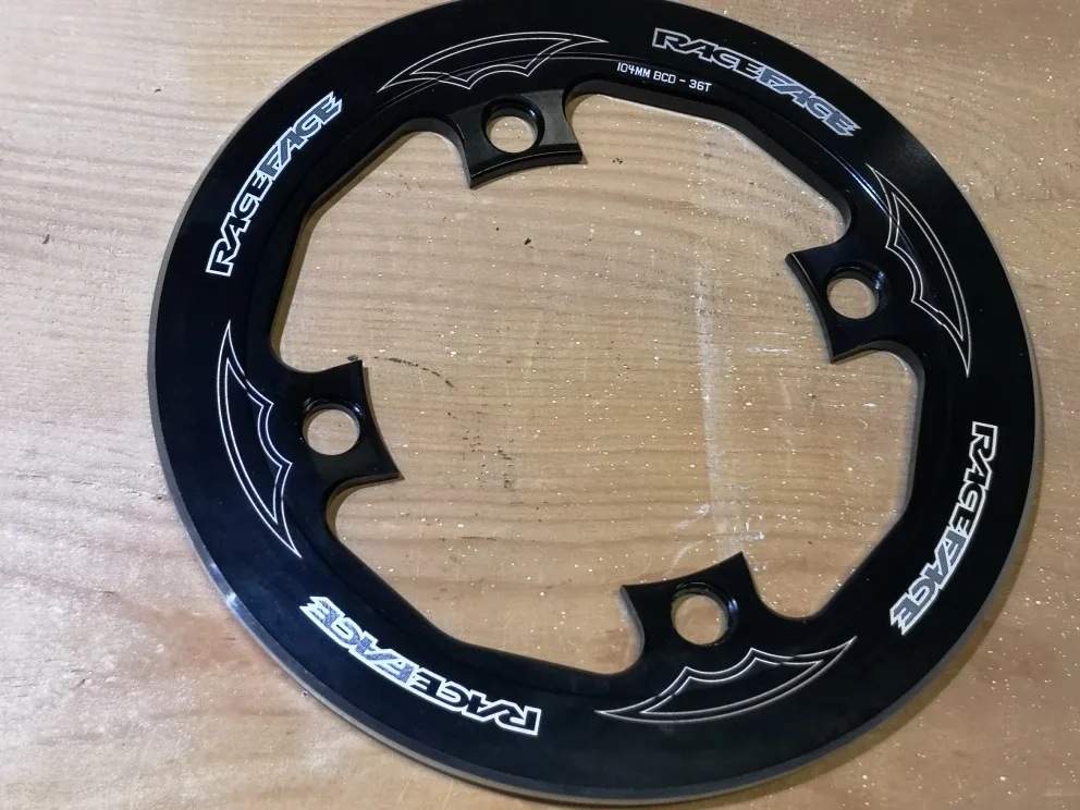 Race Face Bash Ring Guard ~ Bicycle Parts image indicator(4)