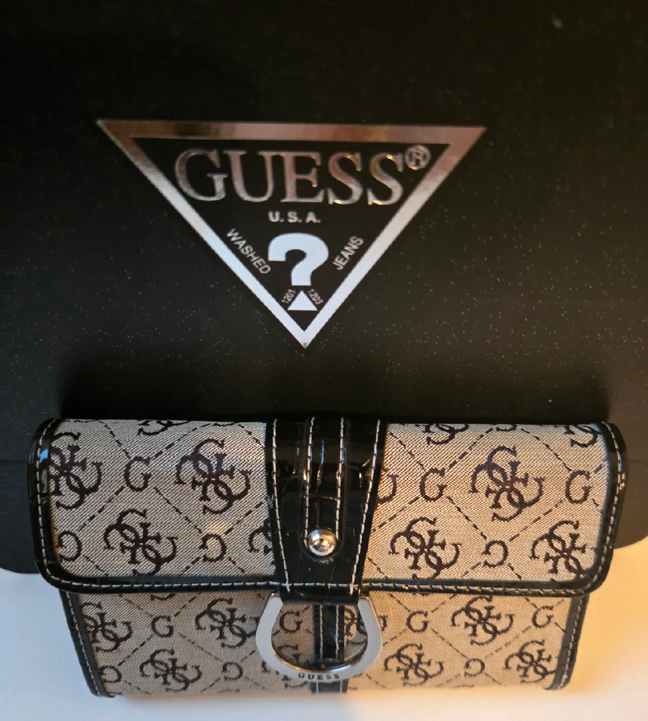 GUESS Wallet with Logo Monogram Pattern
