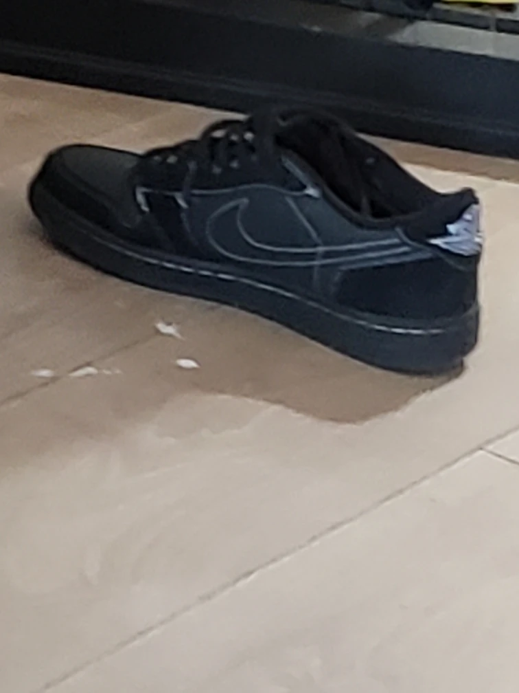 Nike Air Jordan 1 Low Black - photo 2