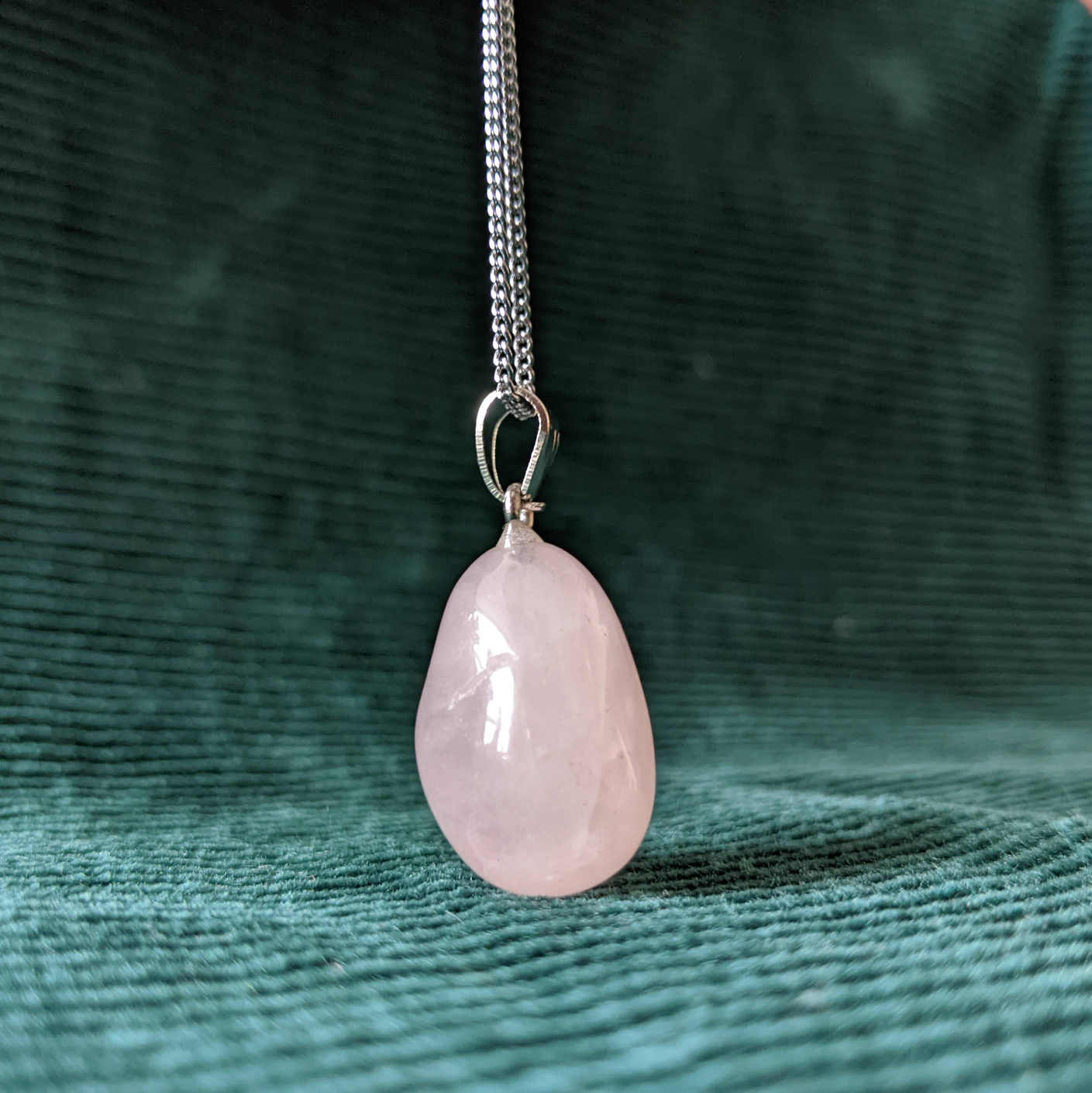 Rose Quartz Pendant Necklace