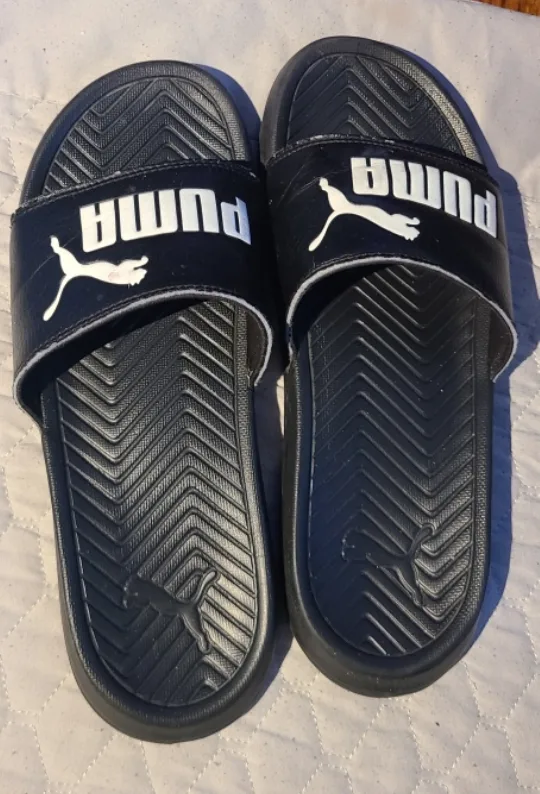 Puma Slides Black Size 7 thumbnail