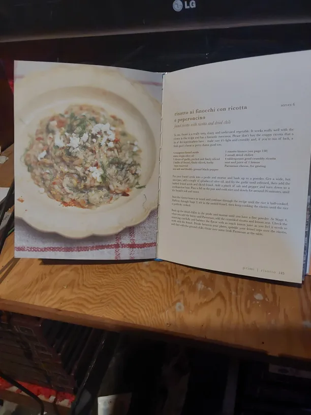 Jamie Oliver's Jamie's Italy Cookbook image indicator(3)