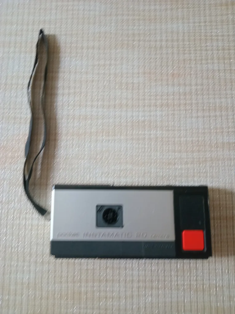 Kodak Pocket Instamatic 20 Camera thumbnail