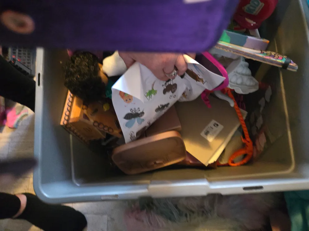 toys and girls clothes + mermaid tail blanket image indicator(4)