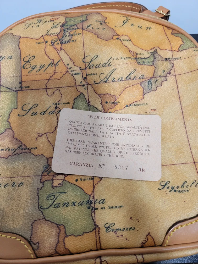 Alviero Martini 1A Classe Geo World Map Round Bag image indicator(9)