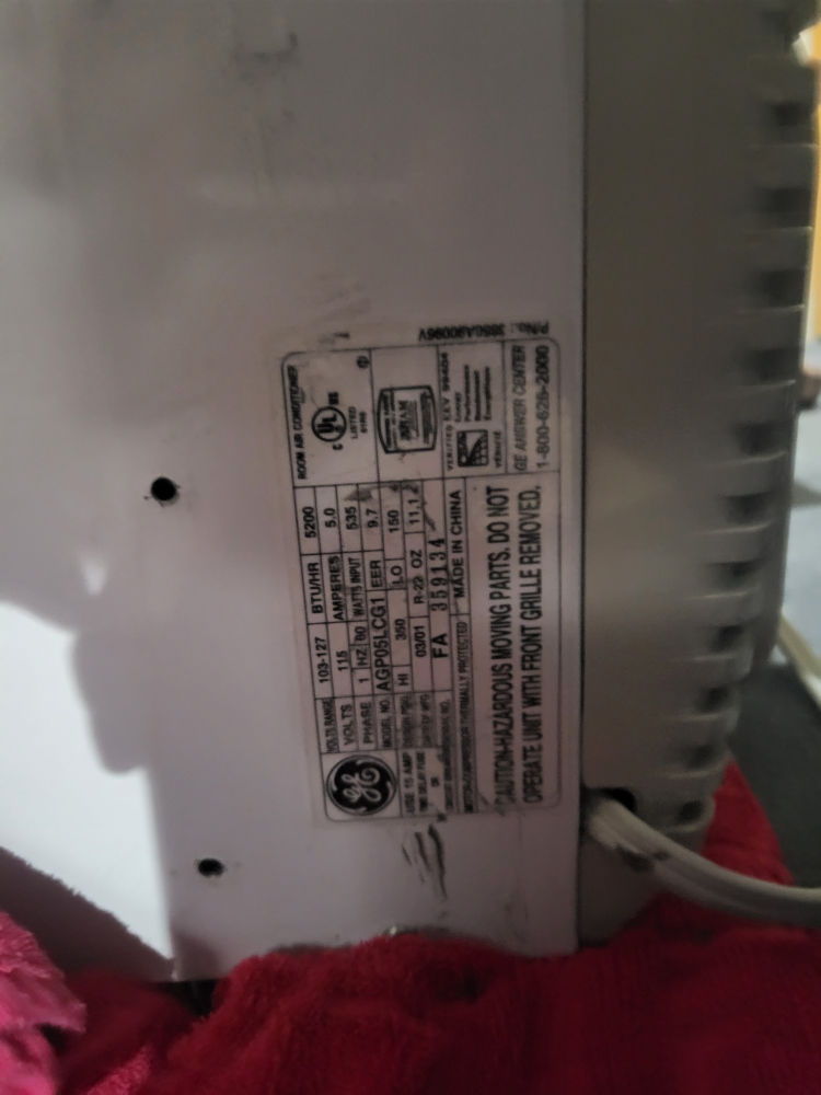 GE Window Air Conditioner 5200 BTU - photo 3