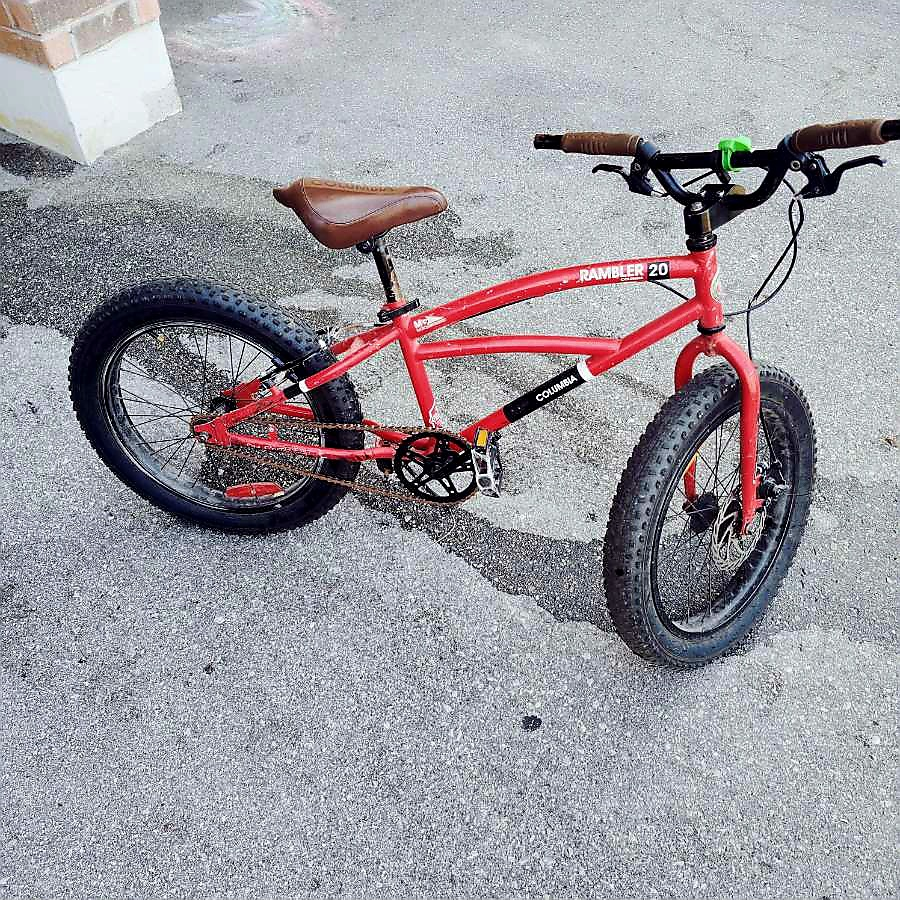 Columbia Rambler 20" Red Bike -⚠️No brakes - photo 2