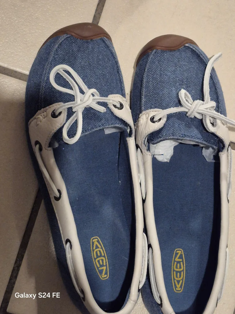 ladies keen boat shoes perfect condition thumbnail