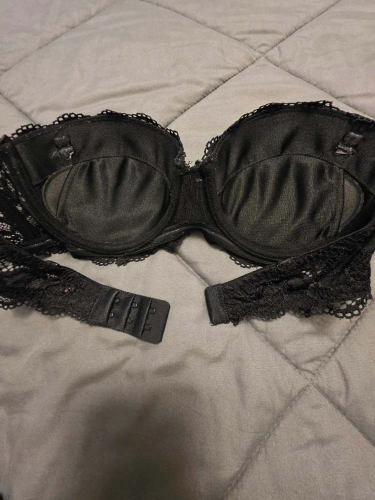 La Vie en Rose Bra's, Silk & Satin Bra-Size 34B image indicator(5)