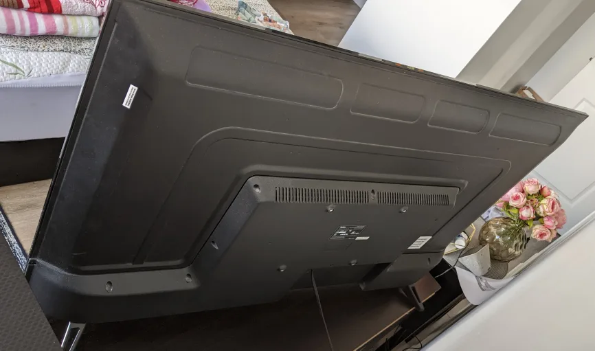 Haier 49 inch 4K UHD Ultra HD 2160p Flat LED TV with Remote image indicator(7)