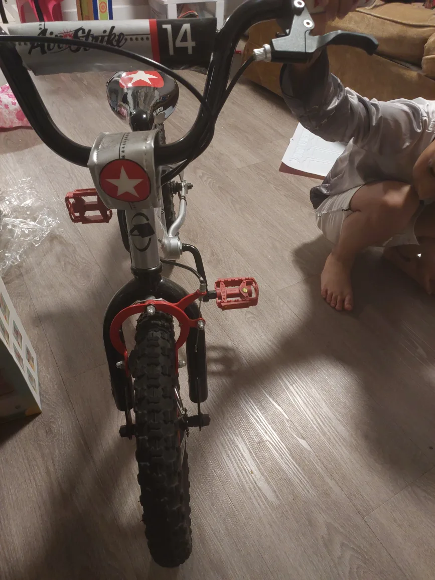 Avigo Air Strike 14" Kids Bike image indicator(3)