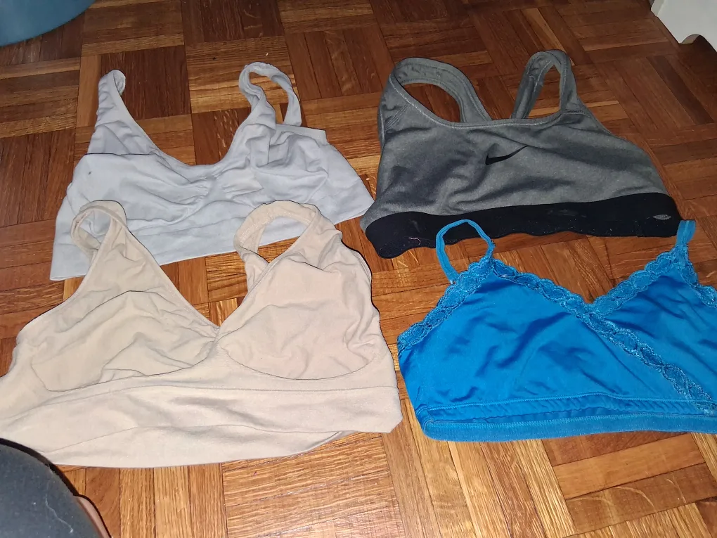 Mixed Lot of Sports Bras & Bralettes image indicator(2)