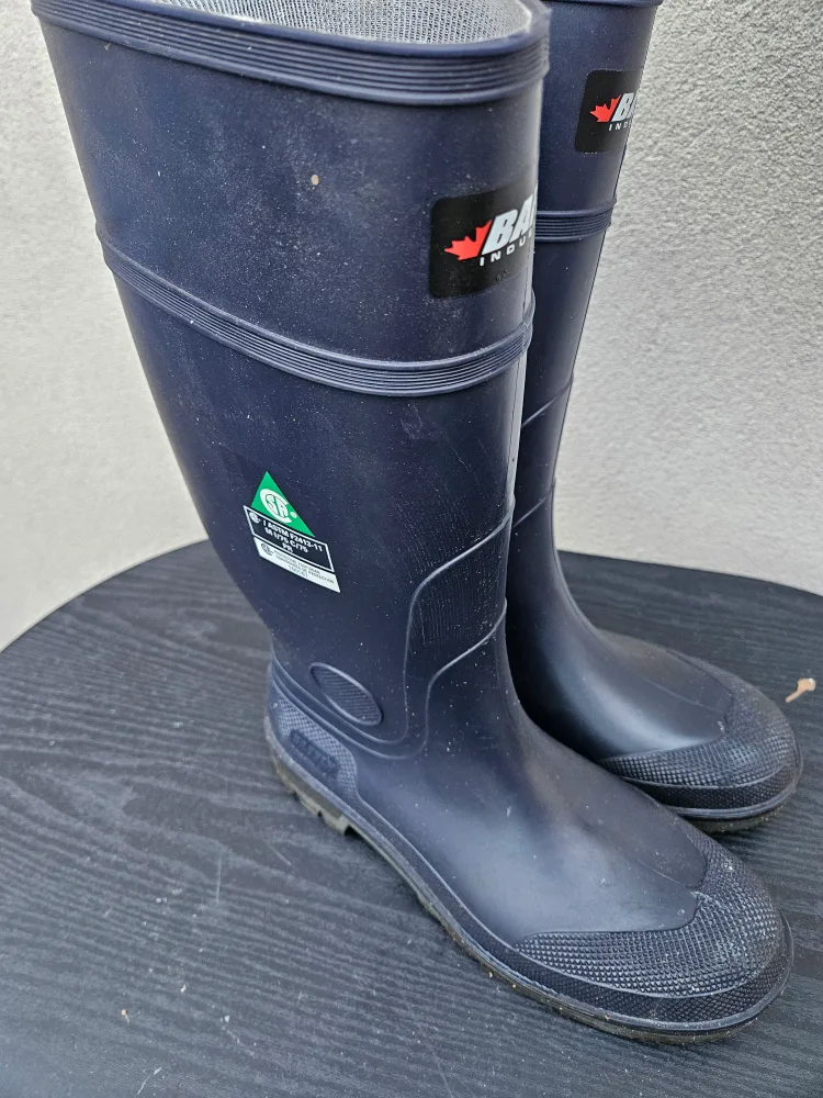 Baffin Industrial  Waterproof Boots size 10 thumbnail