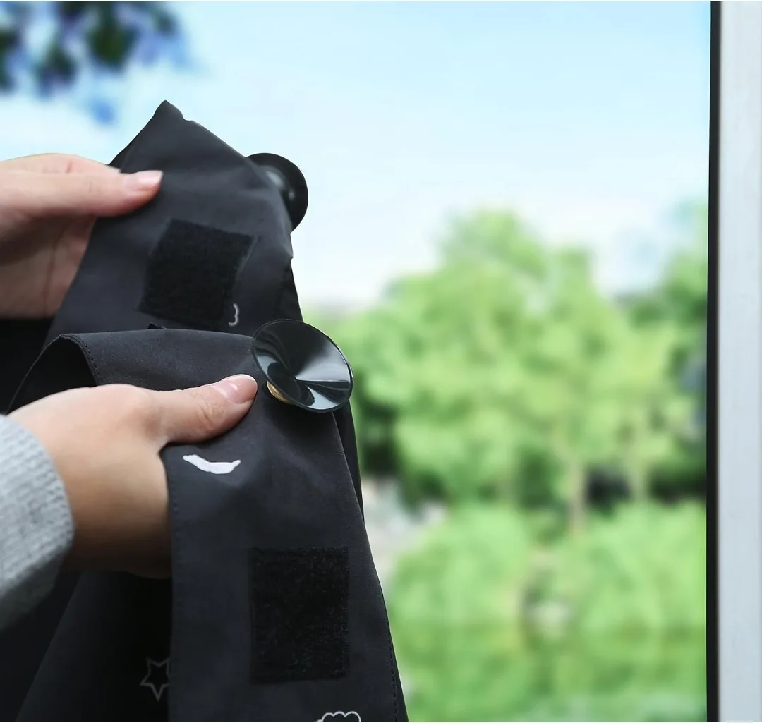 Portable Blackout Blind w/ Suction Cups (almost new!) image indicator(6)