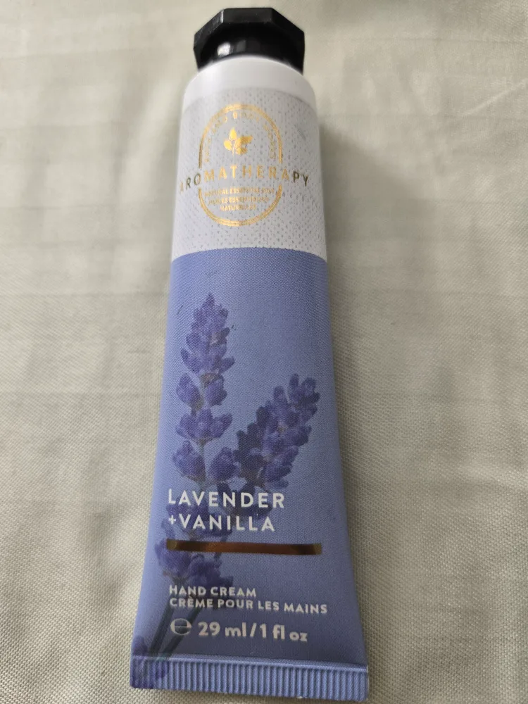 Bath & Body Works Lavender + Vanilla Hand Cream thumbnail