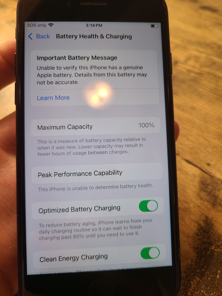 Apple iPhone SE (3rd Gen) 64GB - Like New! - photo 2