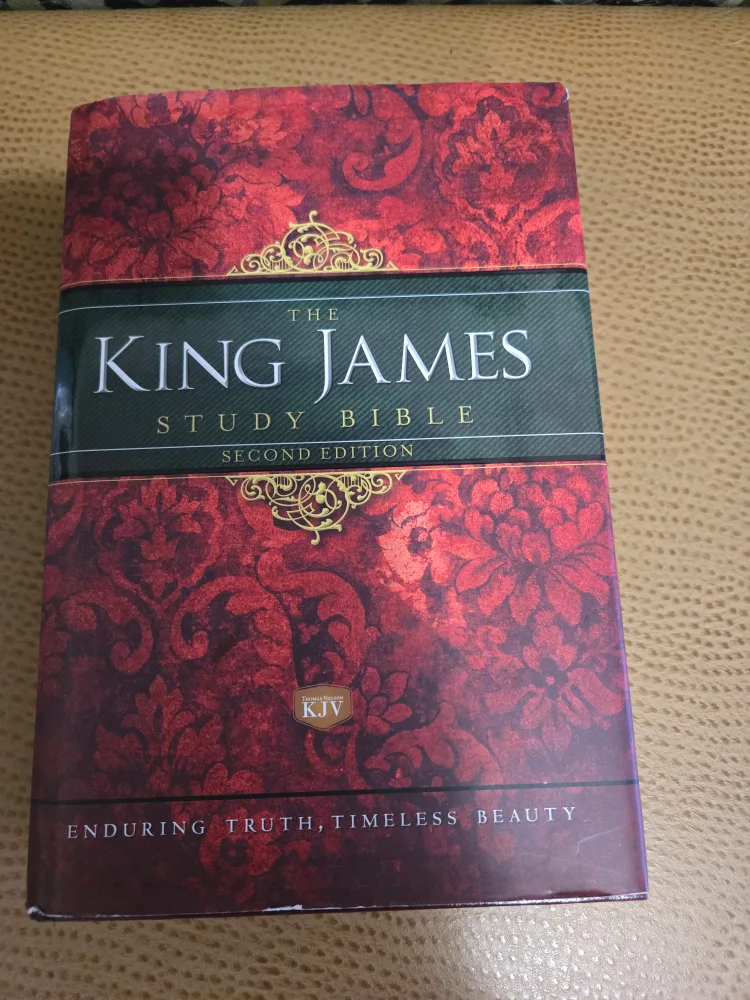 The King James Study Bible, Second Edition thumbnail