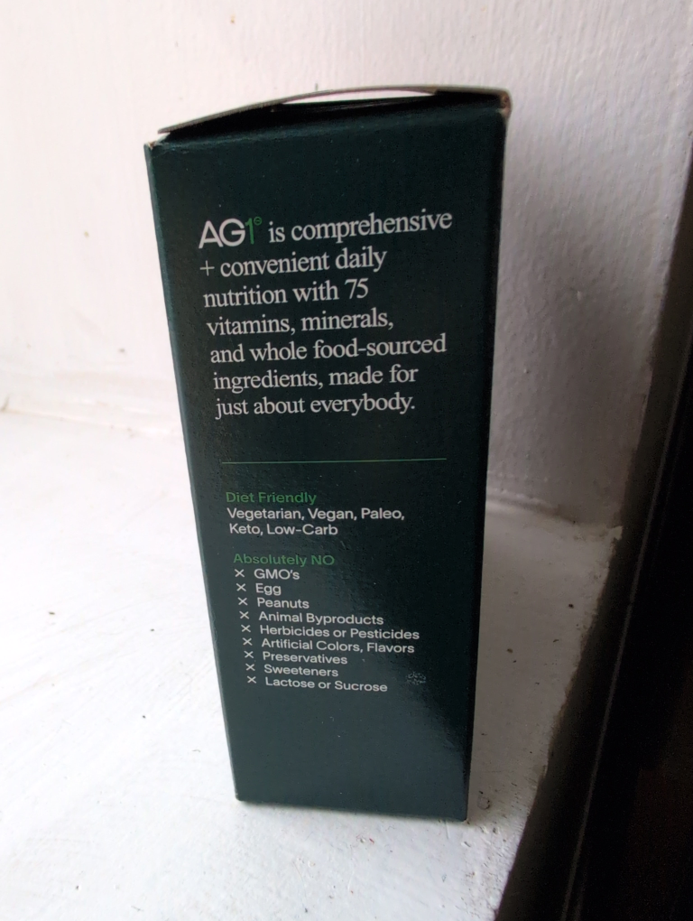 AG1 Comprehensive Daily Nutrition - New! - photo 3