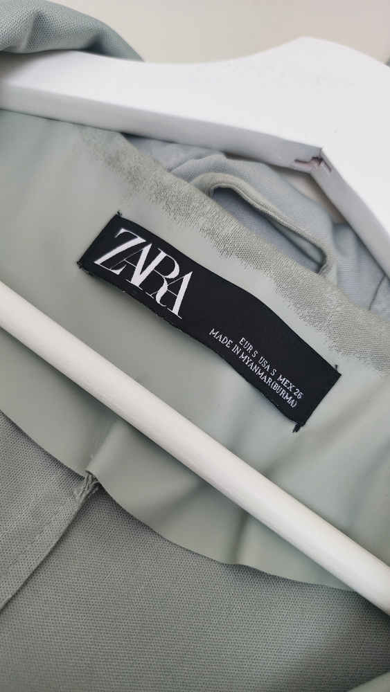 Zara Raincoat - Size S - Light Green - photo 3