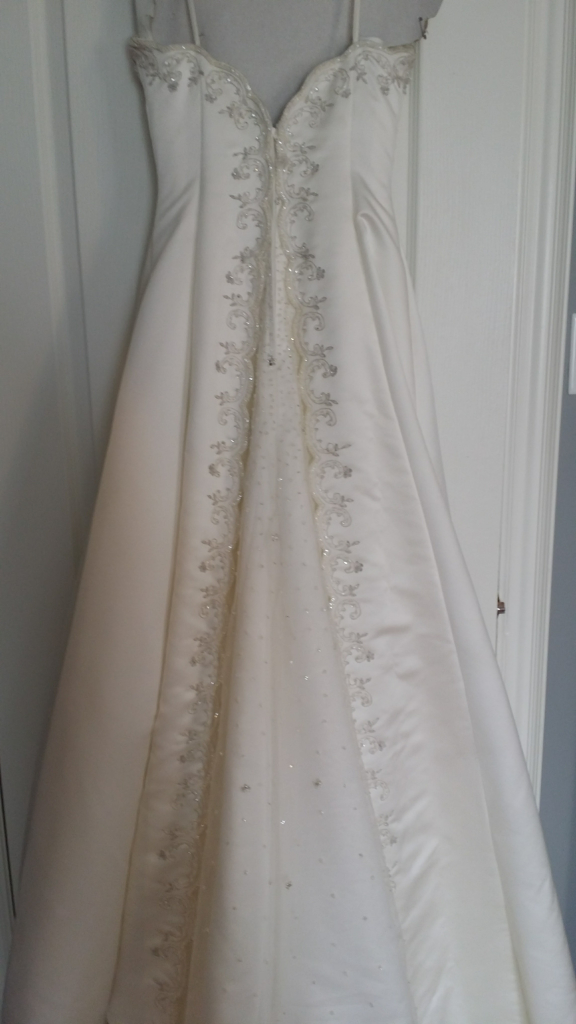 Mon Cheri Vintage Wedding dress size 8 - photo 5