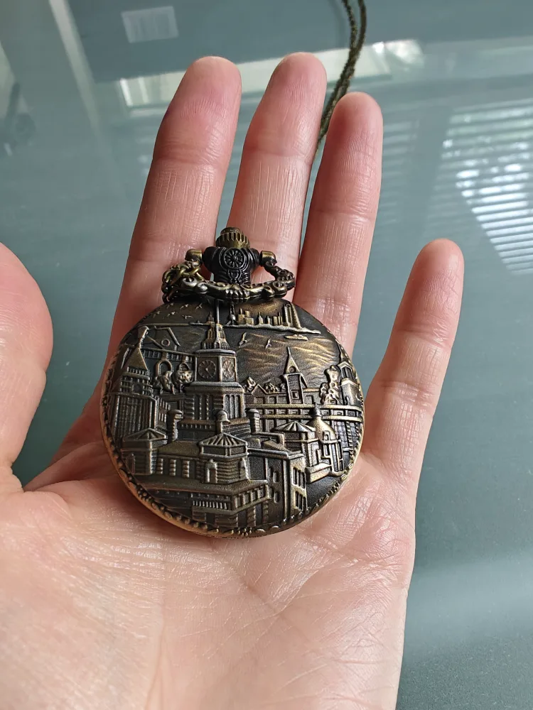 Vintage Style Pocket Watch Necklace 💖🧡 image indicator(5)