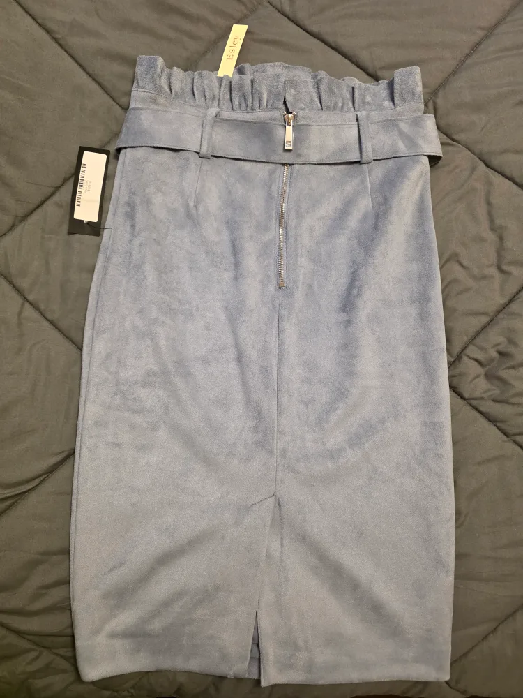 New Esley Suede Pencil Skirt - Size L image indicator(2)