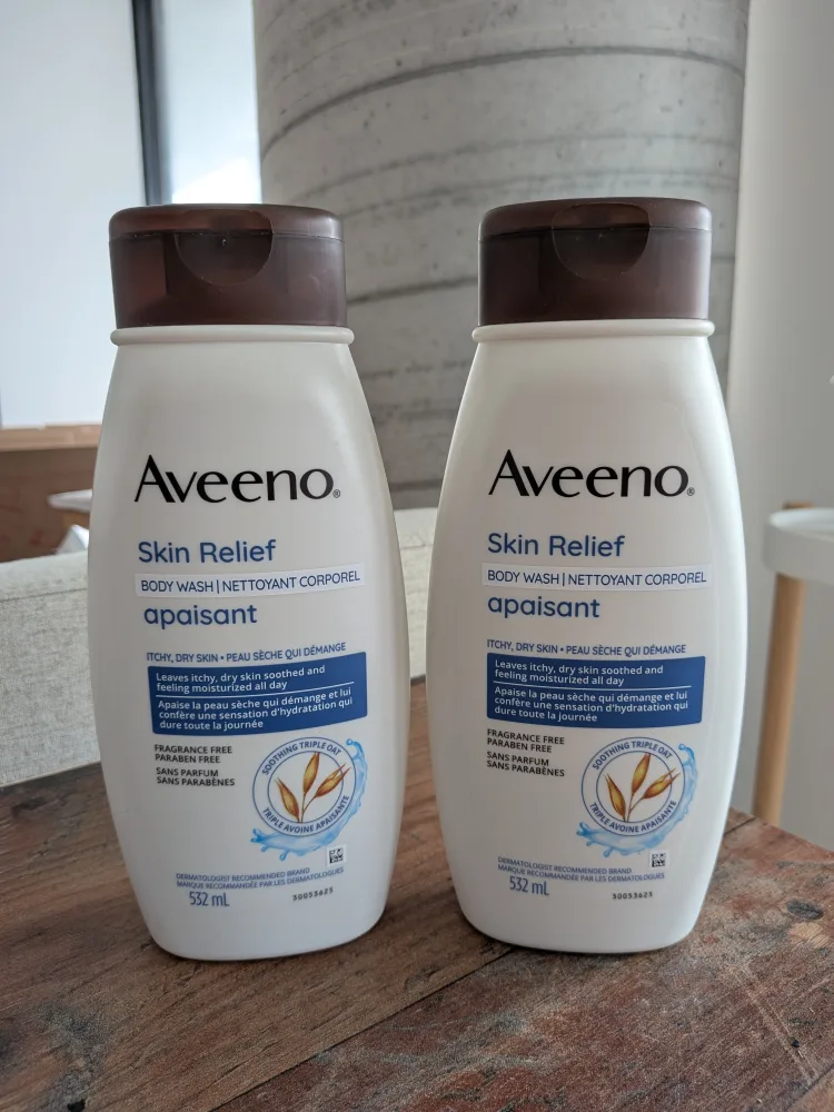 Aveeno Skin Relief Body Wash 532 mL thumbnail