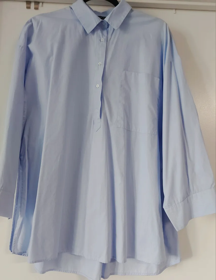 Zara Basic Collection Shirt - Size XS thumbnail