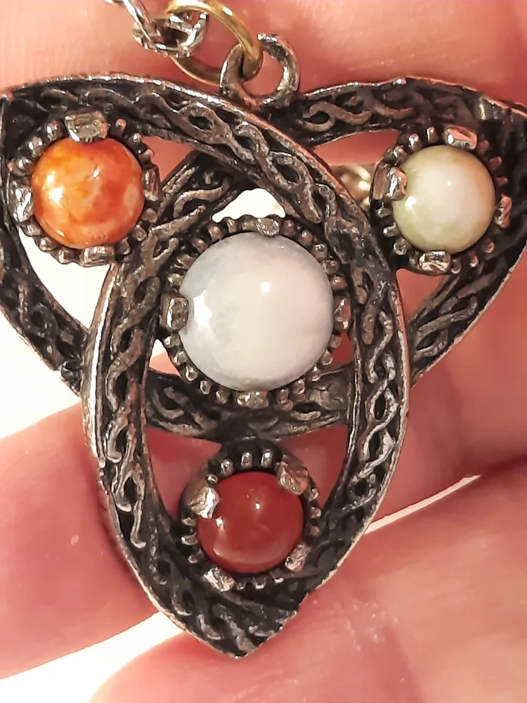 Jacolite Vintage celtic Pendant Necklace image indicator(9)