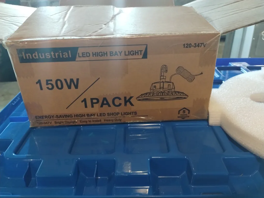 Industrial 150W LED High Bay Light - New in Box! thumbnail